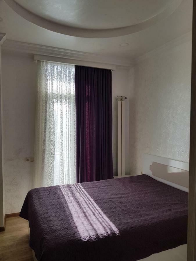 Удобные Апартаменты С Видом На Море Batumi Exterior foto